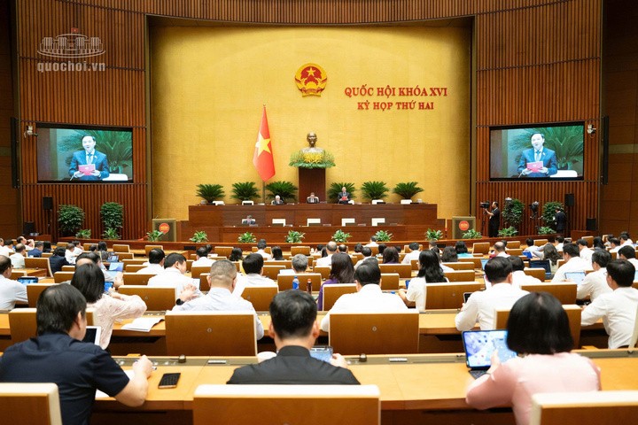 Quốc hội khoá XVI tiếp tục chương trình Kỳ họp thứ 2, trong đó có nội dung xem xét Luật Nhà ở (sửa đổi). Ảnh: Quochoi.vn