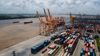 Vietnam’s trade turnover reaches $945 billion by mid-October, up 31.4%