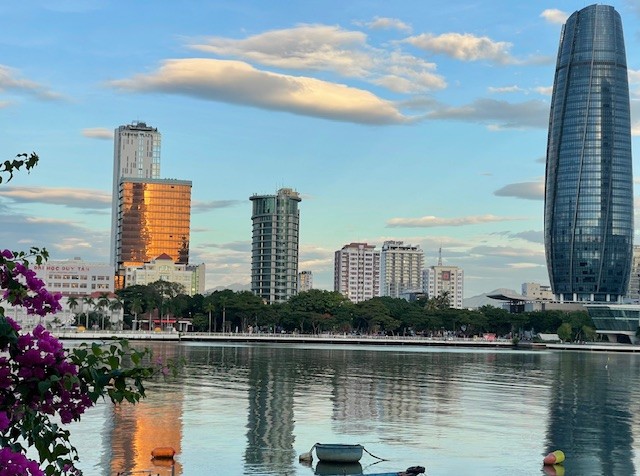 Đôi bờ sông Hàn là điểm nhấn trong quy hoạch là Khu trung tâm thành phố Đà Nẵng. Ảnh Ngô Anh Văn