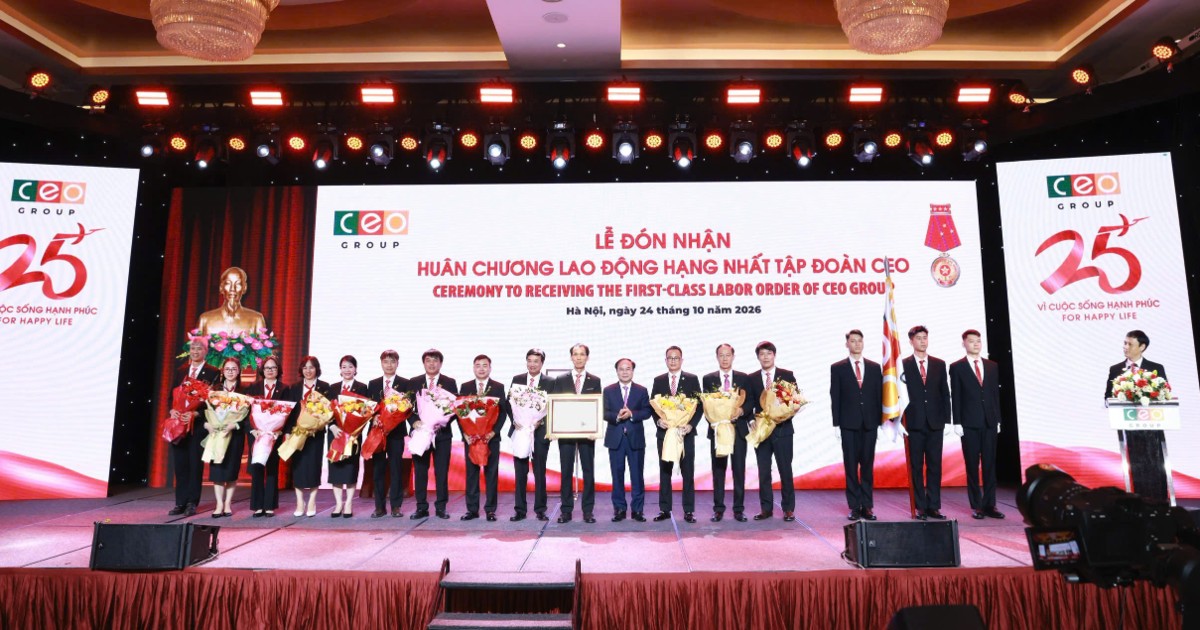 CEO Group đón nhận Huân chương Lao động hạng Nhất