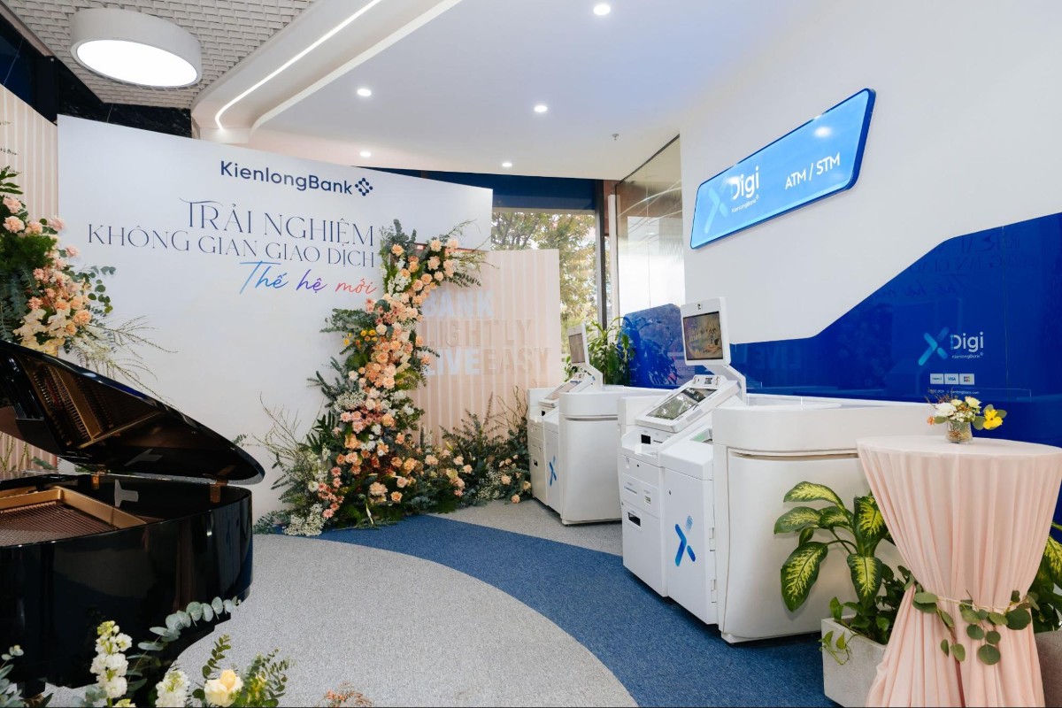 Phần lớn giao dịch khách hàng tại KienlongBank được thực hiện trên các nền tảng số đa kênh như X-Digi Booth, KienlongBank Plus…
