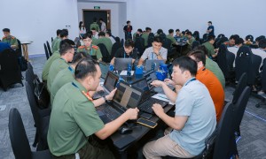 Điểm mới của diễn tập năm nay là hình thức phòng thủ trực tiếp kết hợp điều tra trực tiếp. Ảnh: BTC