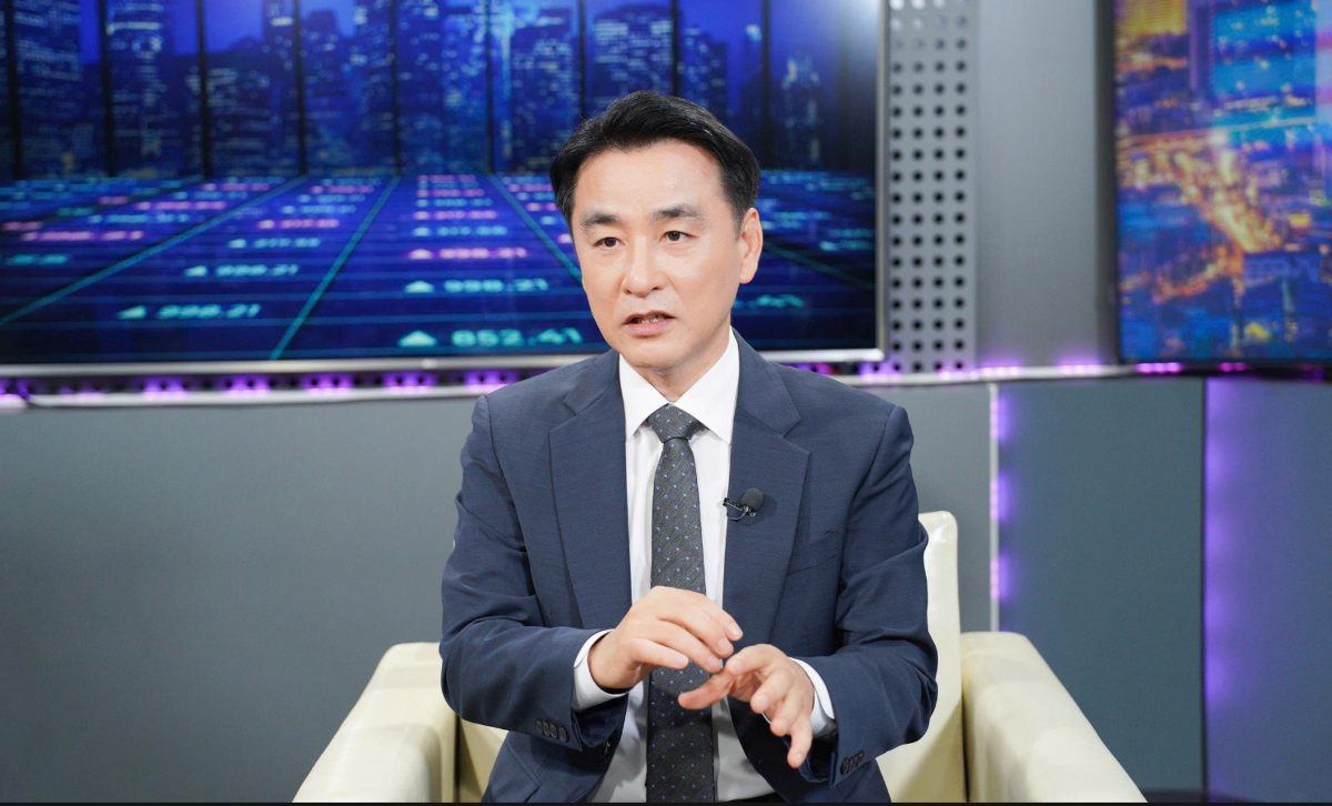 Ông Hyun DongSik, Chủ tịch HĐTV, Công ty TNHH Quản lý Quỹ KIM Việt Nam.