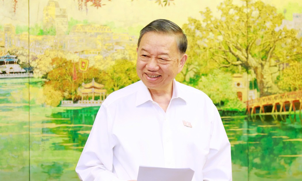 Tổng Bí thư, Chủ tịch nước Tô Lâm phát biểu tại phiên thảo luận ở Tổ 1 - Đoàn ĐBQH thành phố Hà Nội sáng 26/10. Ảnh Văn Tuyến/Quochoi.vn