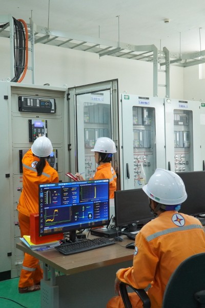 HSBC arranges $105 million green loan for EVNNPC's energy storage investment