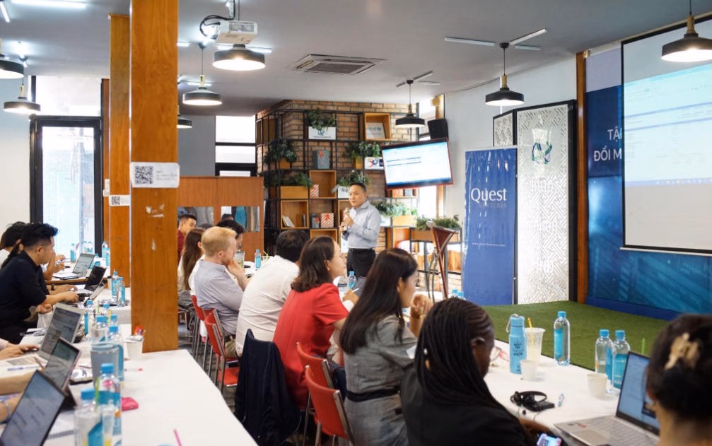 Nội dung đào tạo của VCA 2026 bao gồm tổng quan về đầu tư mạo hiểm, mô hình kinh doanh, xây dựng luận điểm đầu tư, đánh giá startup và quy trình thẩm định doanh nghiệp. Ảnh: Sở KH&CN