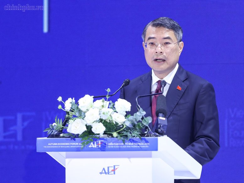 Thủ tướng Chính phủ Lê Minh Hưng phát biểu tại phiên toàn thể cấp cao của Diễn đàn Kinh tế Mùa thu với chủ đề "Tinh thần hợp tác trong kỷ nguyên mới" - Ảnh: chinhphu.vn/Nhật Bắc