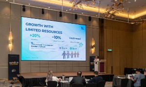 Bà Hằng Phạm, nhà sáng lập kiêm Giám đốc điều hành 5S Media, chia sẻ tại World Data Summit APAC 2026