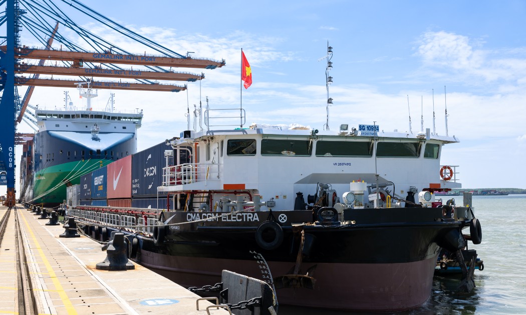 Sà lan điện CMA CGM Electra đầu tiên được triển khai tại cảng Gemadept Thị Vải TP. Hồ Chí Minh - Ảnh: Minh Hà.