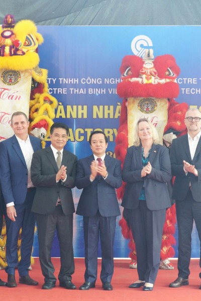 Danish high-tech garment group opens new energy-efficient factory in Hung Yen