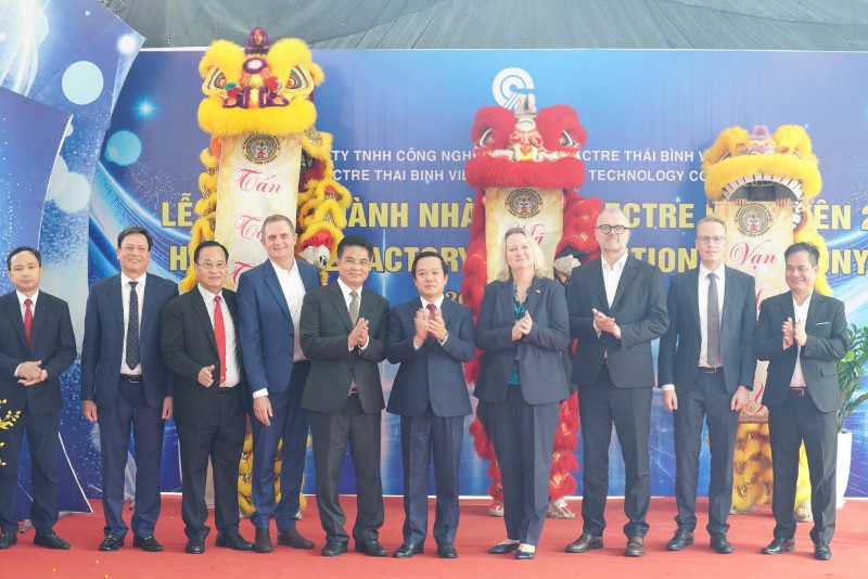 Danish high-tech garment group opens new energy-efficient factory in Hung Yen