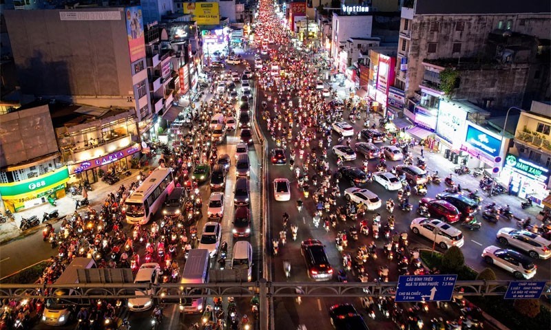 HCMC urged to align 100-year vision with population trends and housing needs