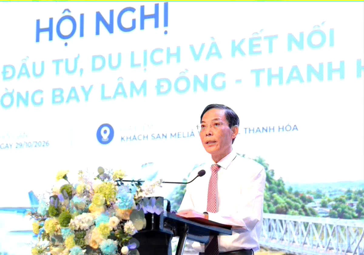 Phó Chủ tịch UBND tỉnh Thanh Hóa Đầu Thanh Tùng phát biểu tại hội nghị. Ảnh: BTC