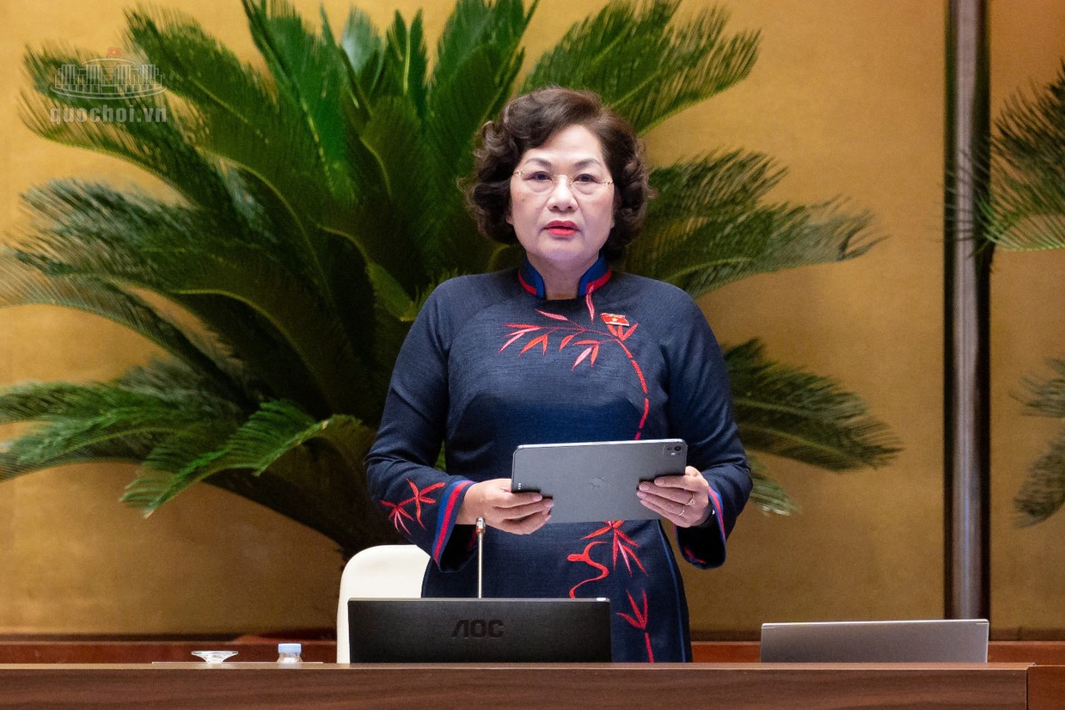 Chủ tịch Quốc hội Trần Thanh Mẫn chủ trì, Phó Chủ tịch Quốc hội Nguyễn Thị Hồng điều hành phiên thảo luận tại hội trường. Ảnh: quochoi.vn