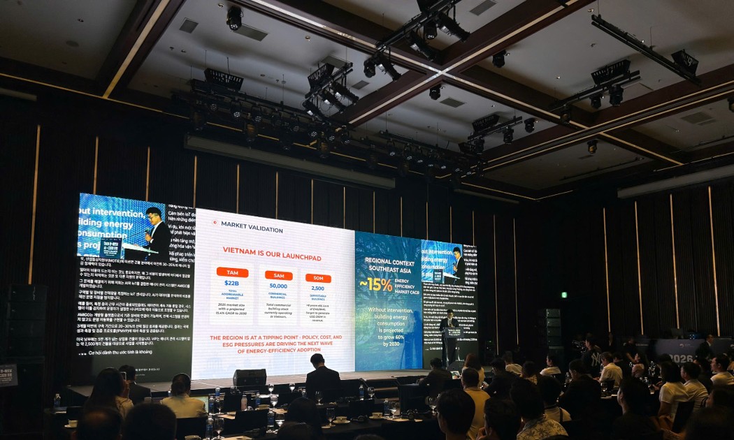Các startup giới thiệu về các giải pháp công nghệ tại sự kiện. Ảnh: NIC.