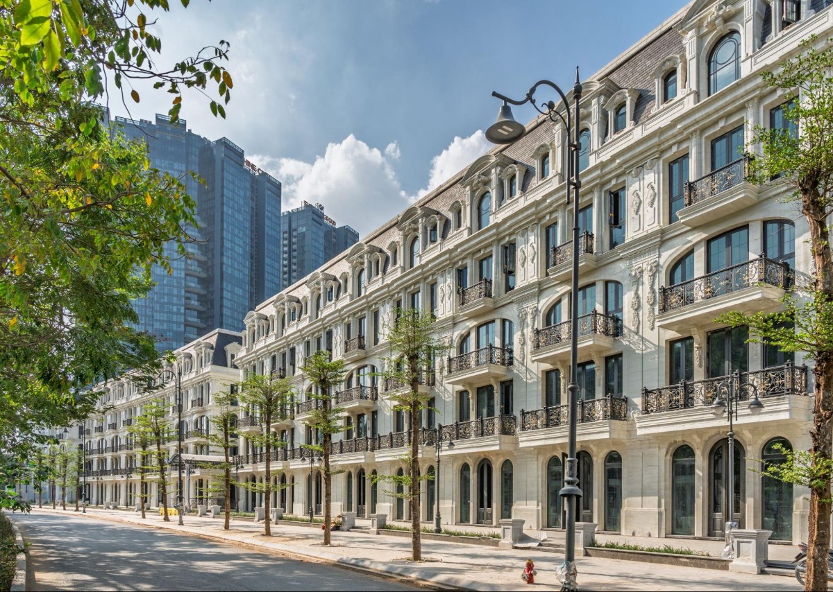 Noble Palace Tay Ho - Một dự án thấp tầng đang sẵn sàng bàn giao với sổ đỏ của Sunshine Group tại khu đô thị Ciputra, Hà Nội.